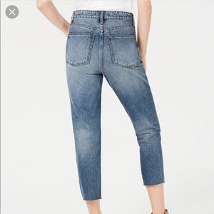 NEVER WORN high rise crop STS jeans ⚡️